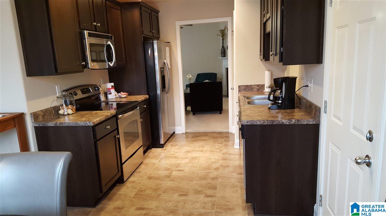 124 Crisfield Circle Alabaster, AL 35007 - Photo 3 of 5