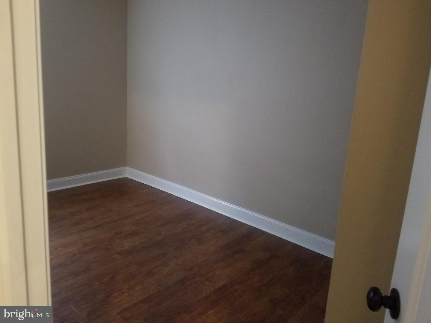 422 Hampden Road Upper Darby, PA 19082 - Photo 14 of 17