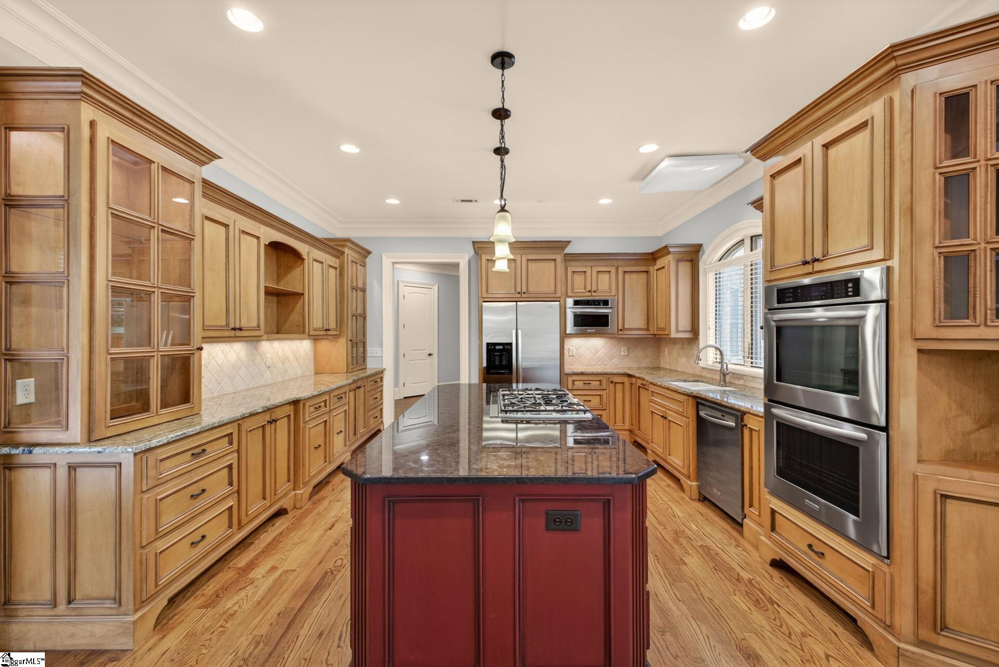 105 Treetops Court Greer, SC 29650 - Photo 11 of 42