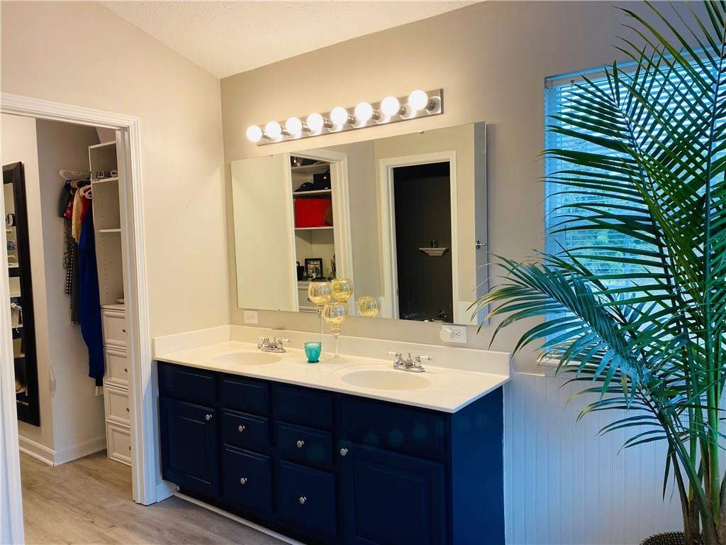 11168 Ridgewater Circle Fishers, IN 46037 - Photo 11 of 17 Gallery Image 11