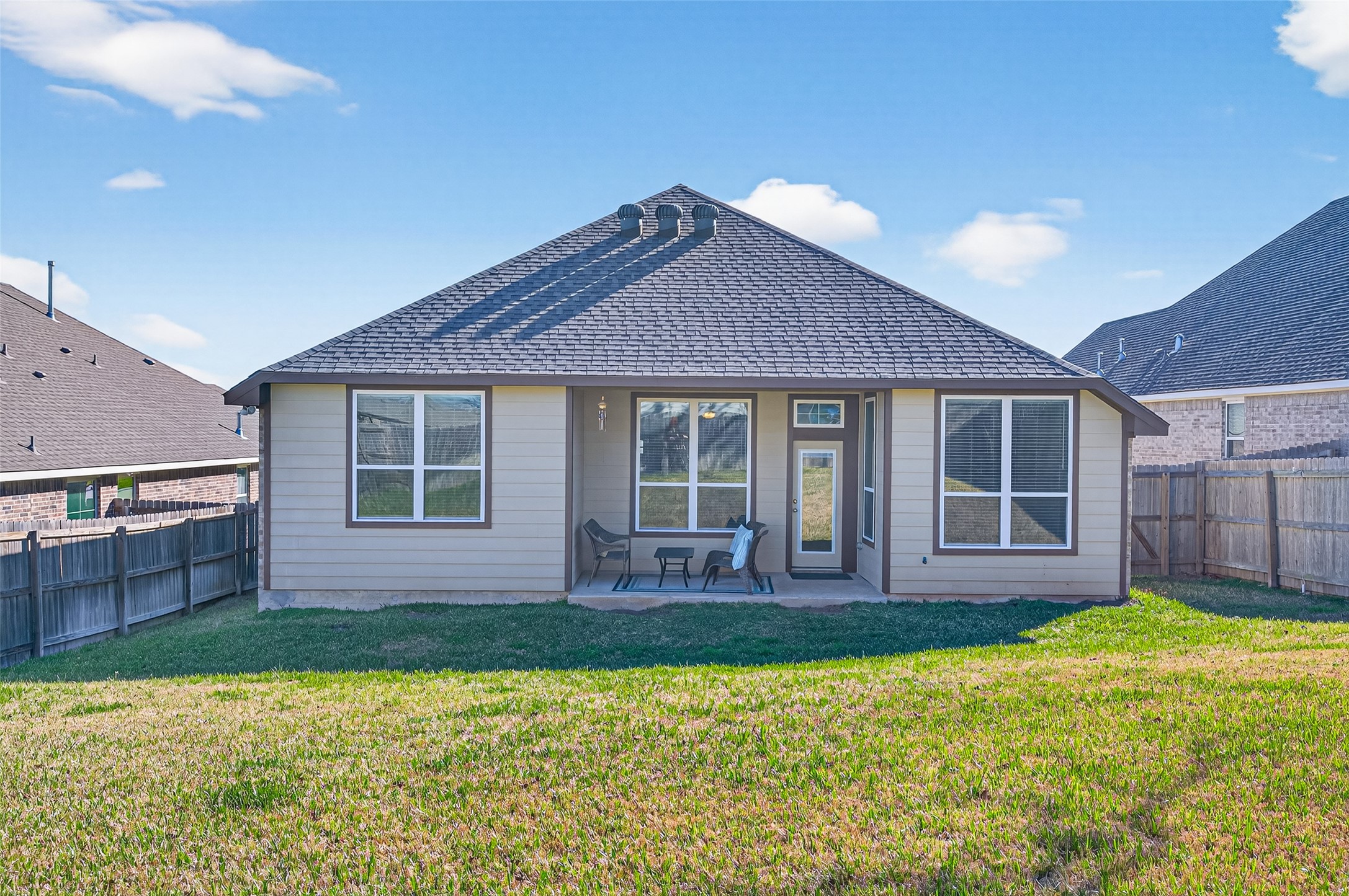 917 Farm Path Brenham, TX 77833 - Photo 40 of 43 a house view with a garden space
