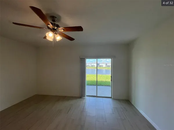 $2,950 | 11317 Radiant Shr Loop, San Antonio, FL 33576