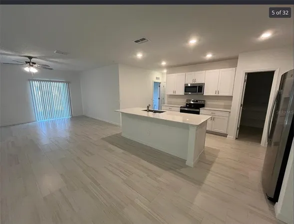 $2,950 | 11317 Radiant Shr Loop, San Antonio, FL 33576