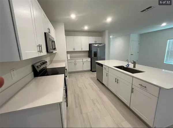 $2,950 | 11317 Radiant Shr Loop, San Antonio, FL 33576