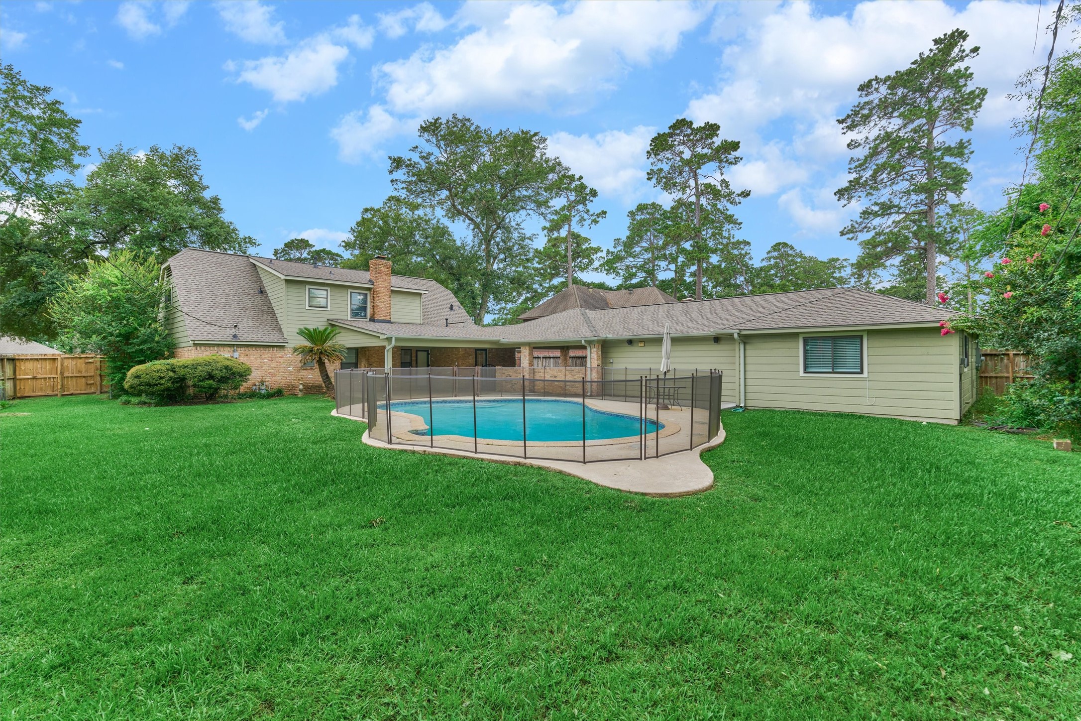 19426 Whitewood Drive Spring, TX 77373 - Photo 2 of 41