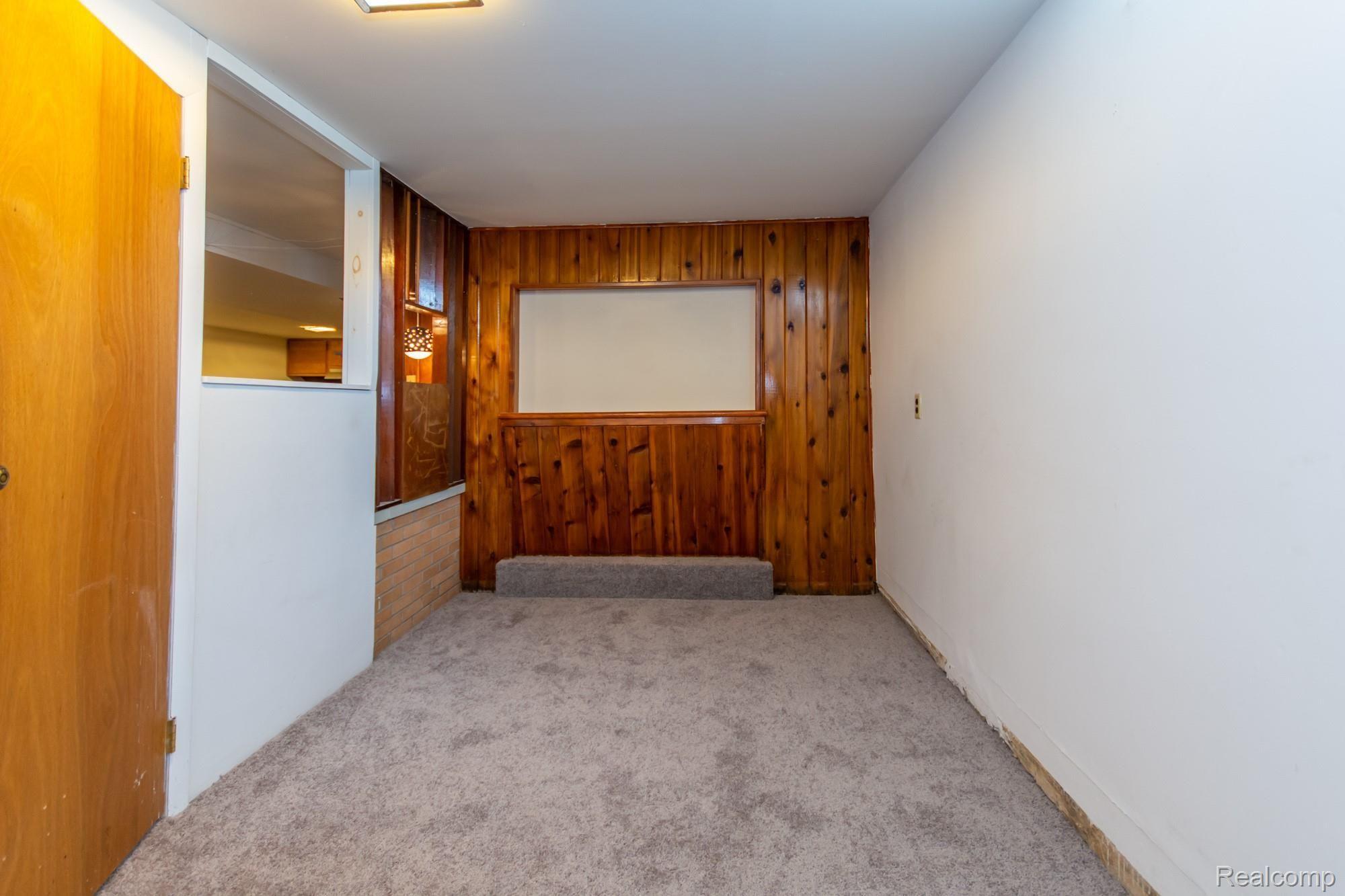 15125 Reeck Road Southgate, MI 48195 - Photo 21 of 28 DSC_4285.jpg