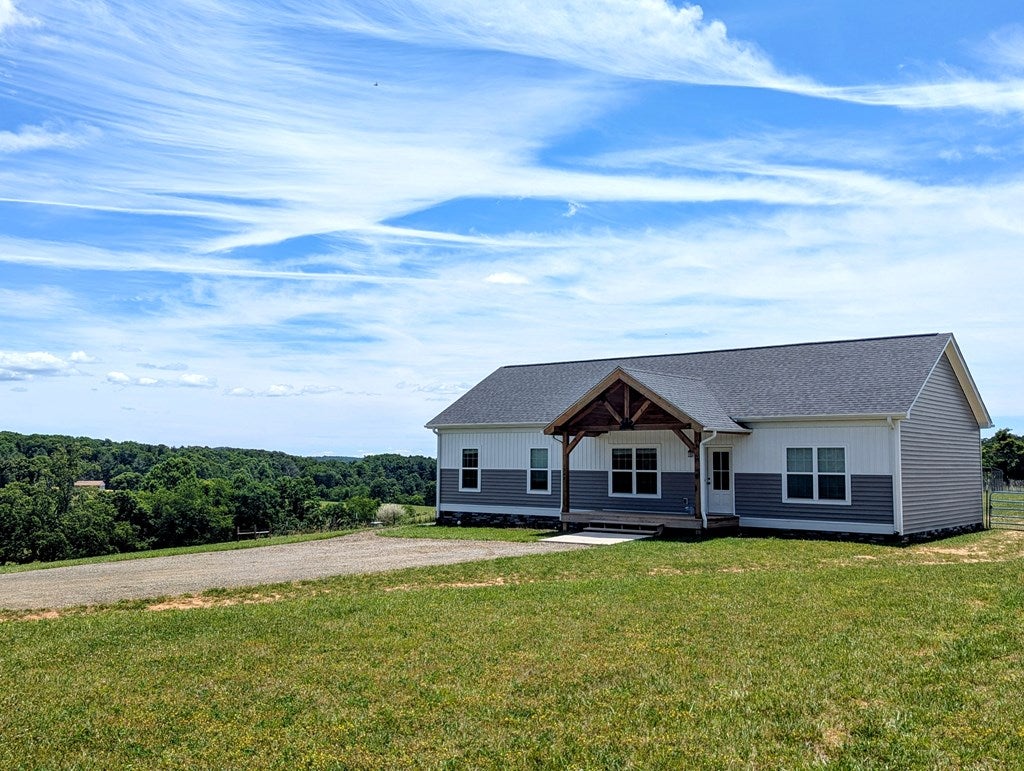 1345 Hale Road Northeast Check, VA 24072 - Photo 27 of 34 Gallery Image 27