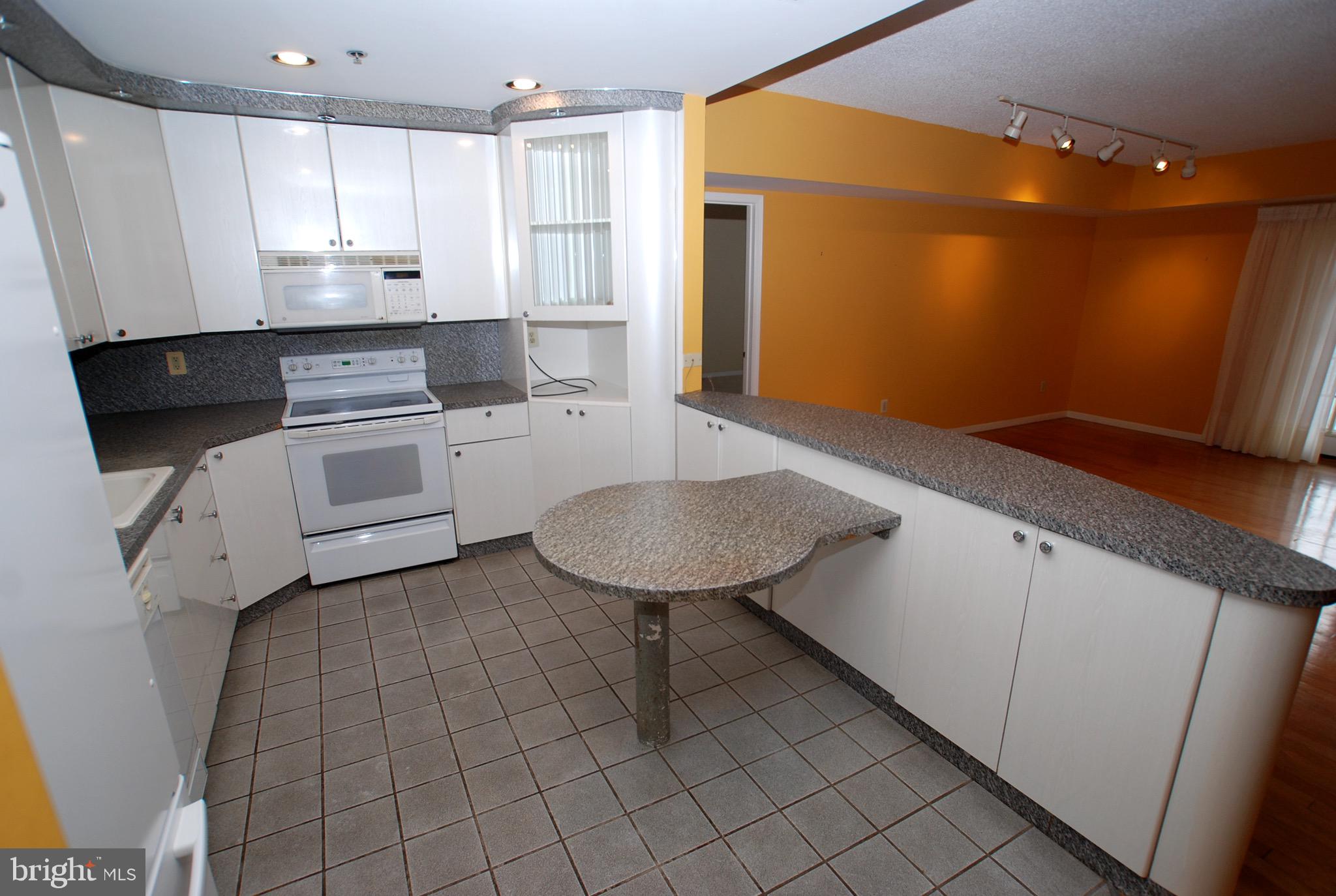 5409 Centennial Station Warminster, PA 18974 - Photo 8 of 41