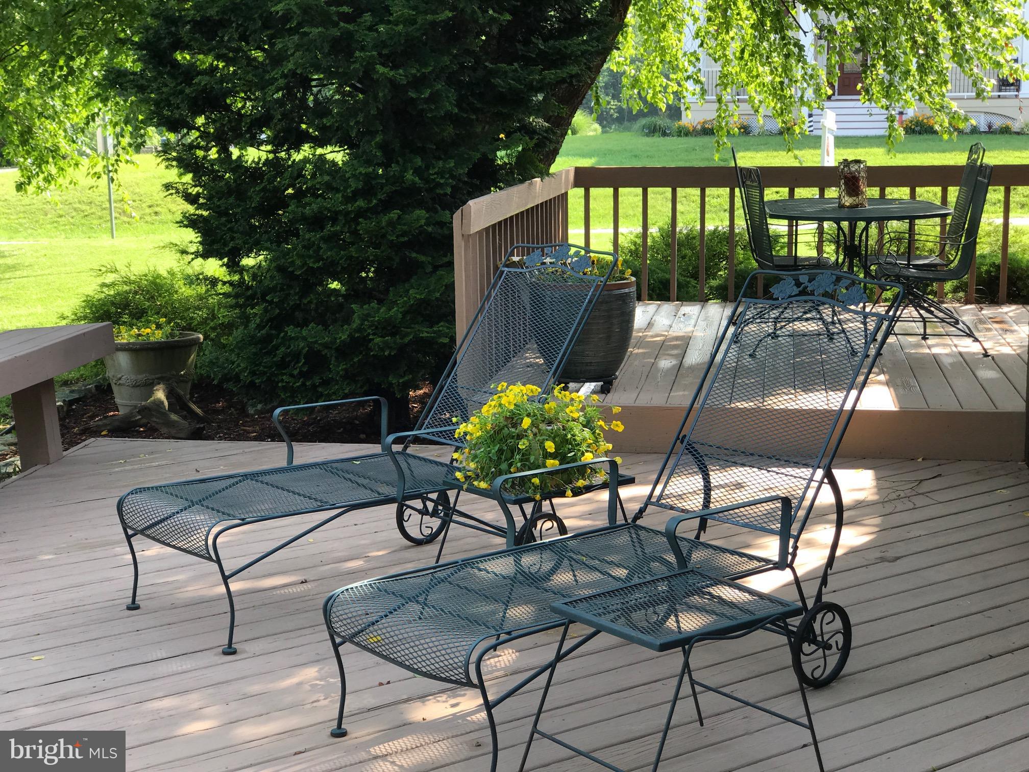 6008 Marineview Road King George, VA 22485 - Photo 9 of 30 Deck