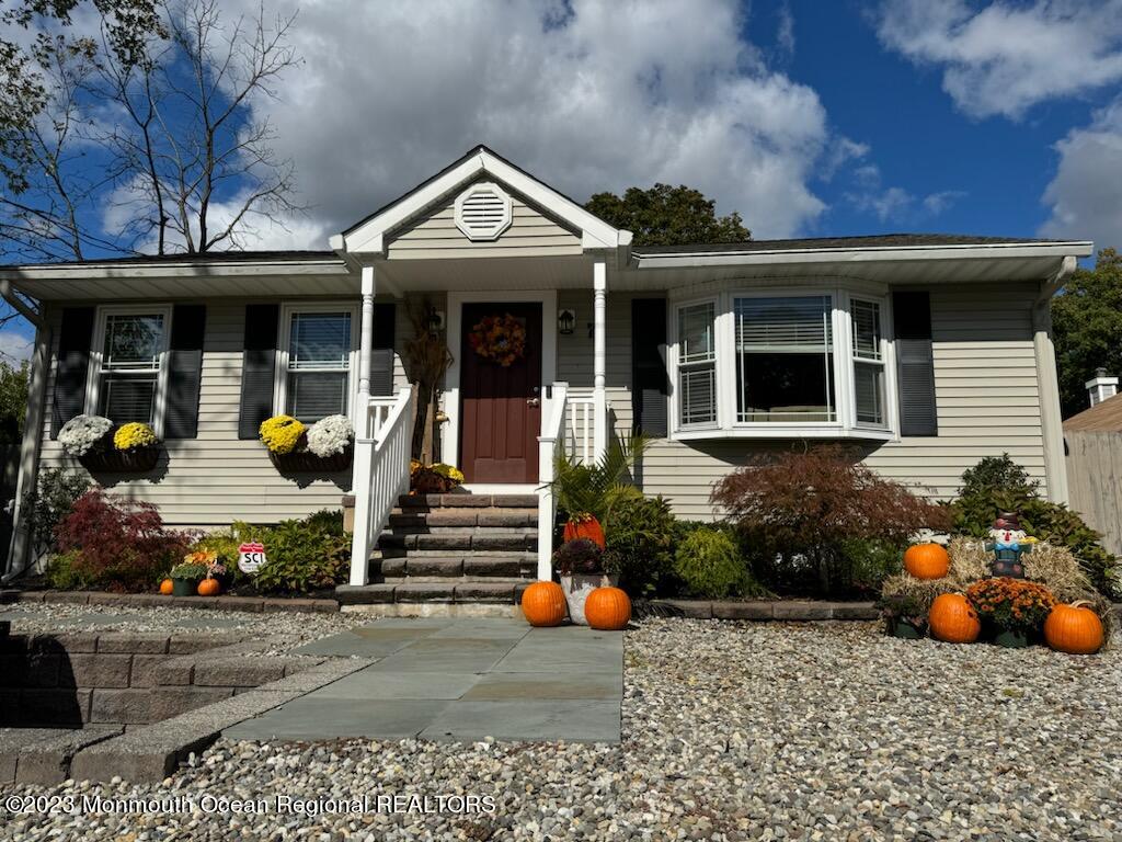 74 Queen Ann Road Brick, NJ 08723 - Photo 1 of 14 IMG_0343