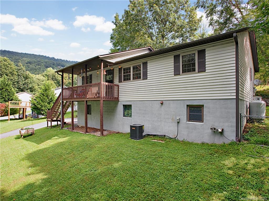 510 Hunters Ridge Road Mills River, NC 28759 - Photo 2 of 19 Gallery Image 2