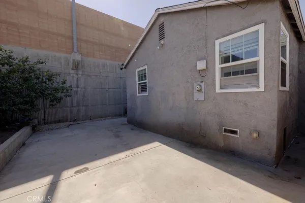 $699,999 | 13360 Kelowna Street, Arleta, CA 91331