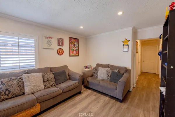 $699,999 | 13360 Kelowna Street, Arleta, CA 91331