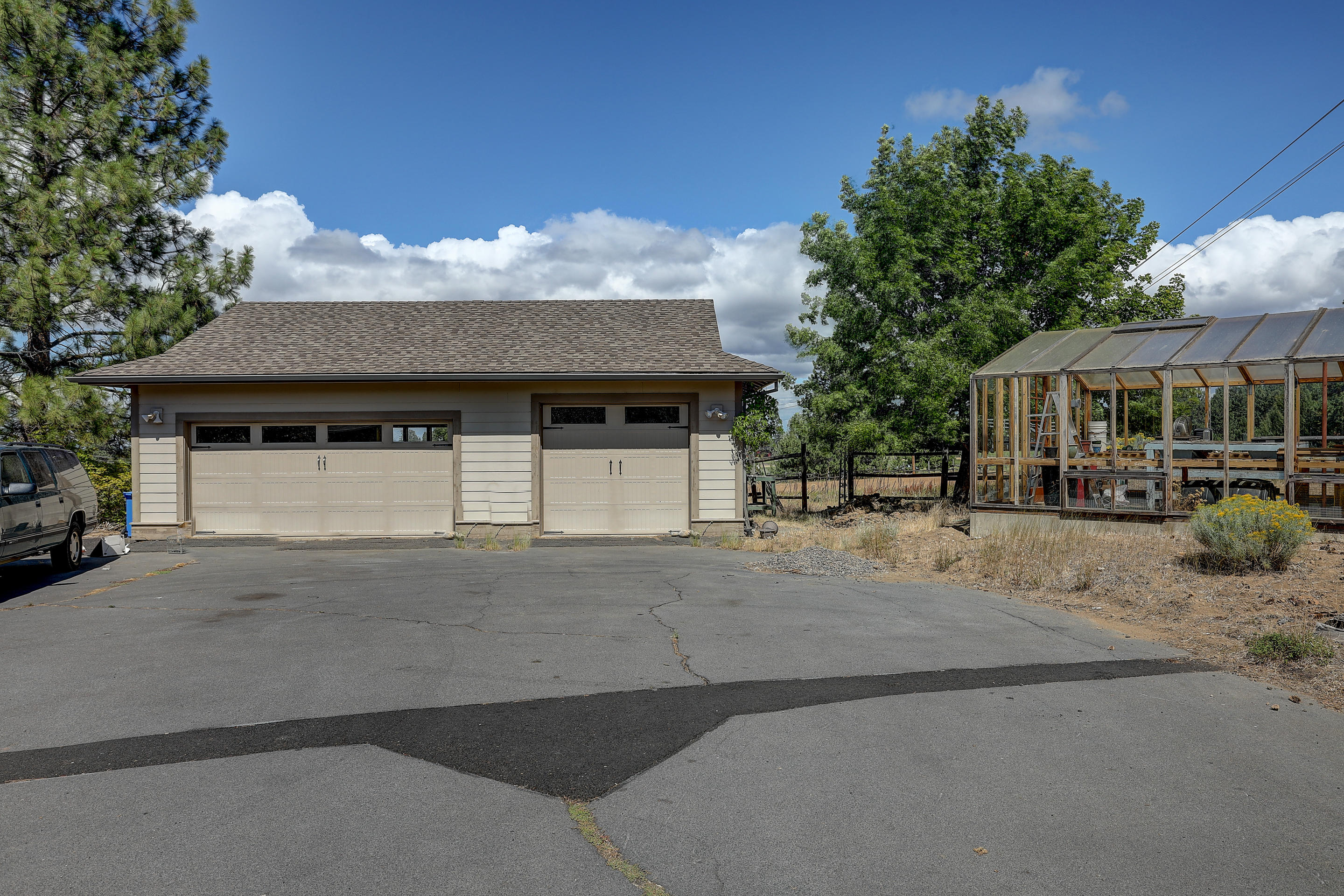 60430 Woodside Road Bend, OR 97702 - Photo 3 of 18 60430 Woodside Road MLS-10