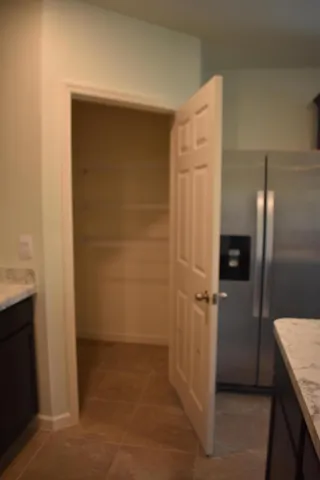 $3,075 | 107 Southwest Glenwood Drive, Port St. Lucie, FL 34984