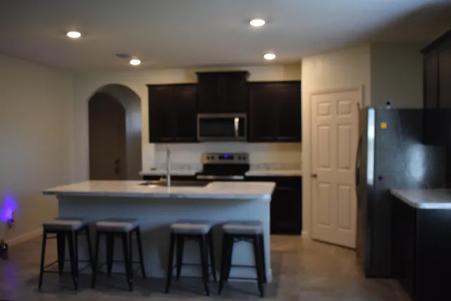 $3,075 | 107 Southwest Glenwood Drive, Port St. Lucie, FL 34984