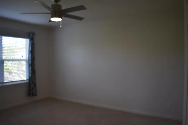 $3,075 | 107 Southwest Glenwood Drive, Port St. Lucie, FL 34984