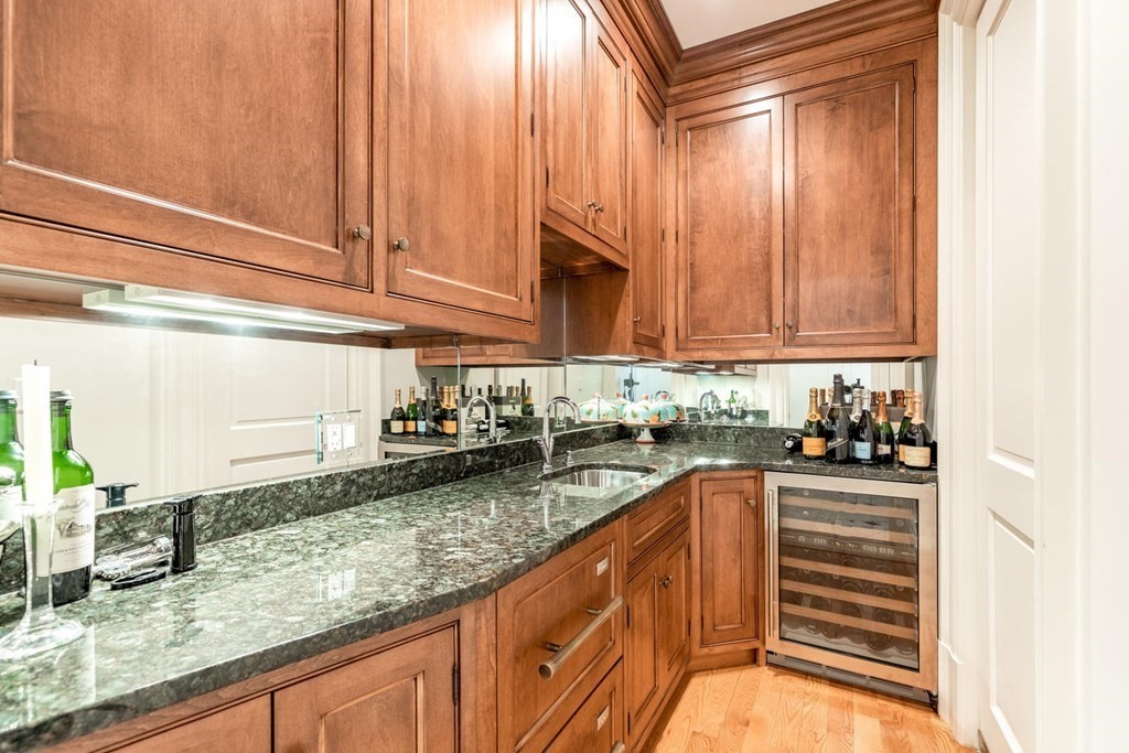 190 Claybrook Road Dover, MA 02030 - Photo 17 of 30