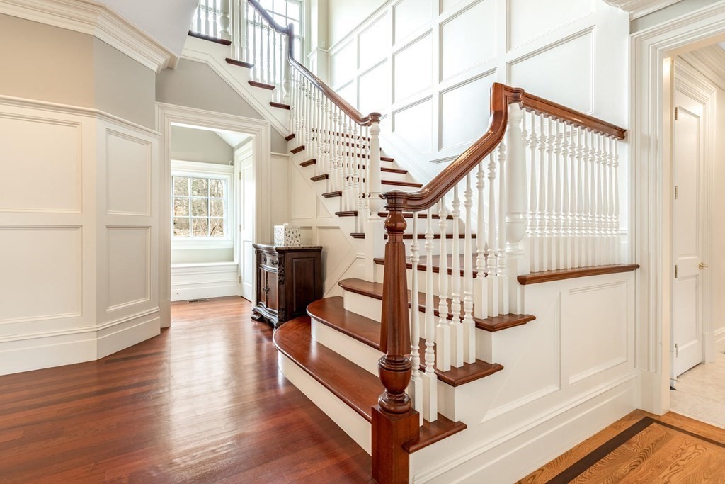 190 Claybrook Road Dover, MA 02030 - Photo 4 of 30