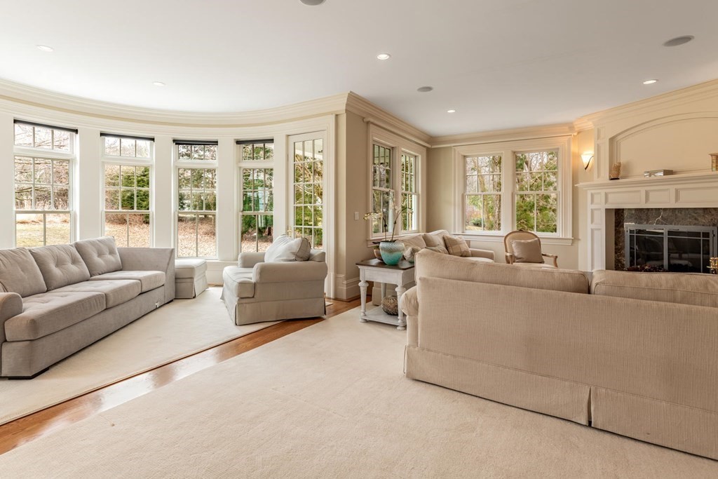 190 Claybrook Road Dover, MA 02030 - Photo 5 of 30