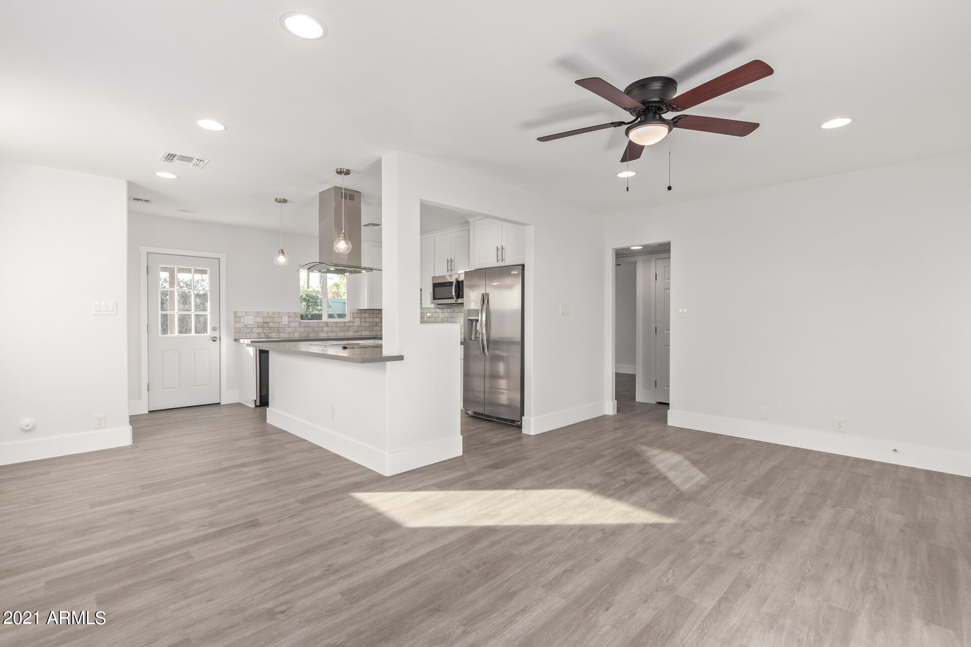 1501 West Roma Avenue Phoenix, AZ 85015 - Photo 5 of 25 0005-06 - Roma