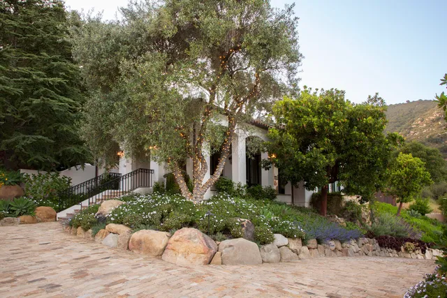 $29,995,000 | 1196 East Mountain Drive, Montecito, CA 93108