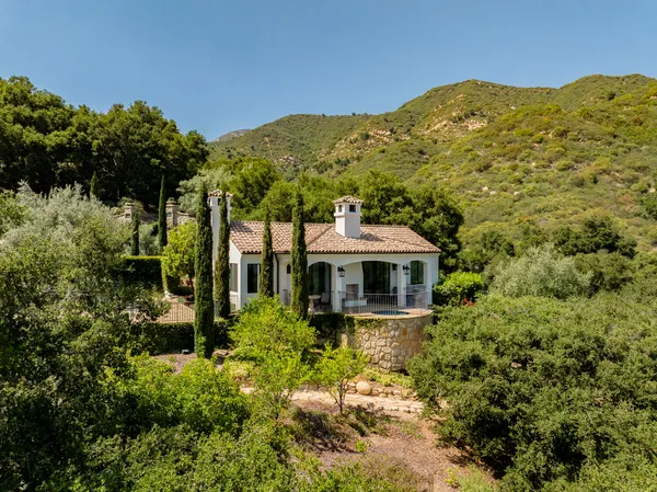 $29,995,000 | 1196 East Mountain Drive, Montecito, CA 93108