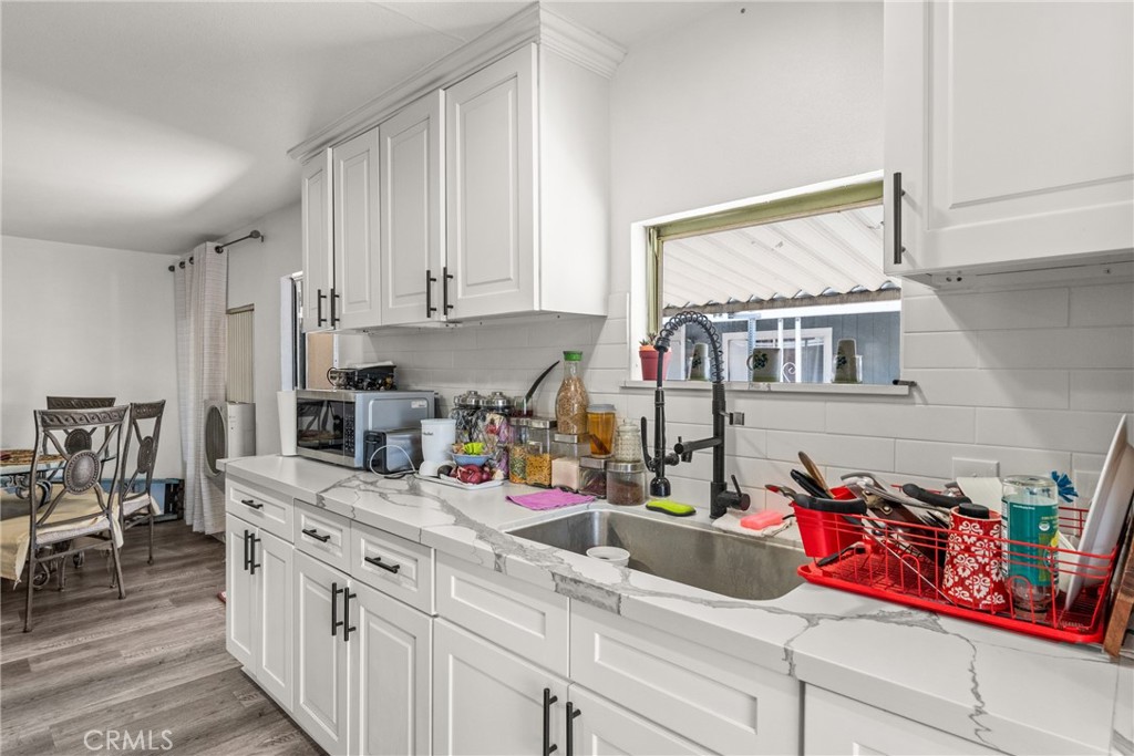 1155 South Riverside Street, Unit 136 Rialto, CA 92376 - Photo 9 of 33