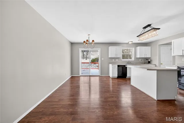 $345,000 | 1923 Briarfield Drive, Lake St. Louis, MO 63367