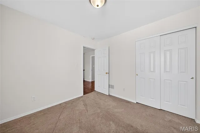 $345,000 | 1923 Briarfield Drive, Lake St. Louis, MO 63367