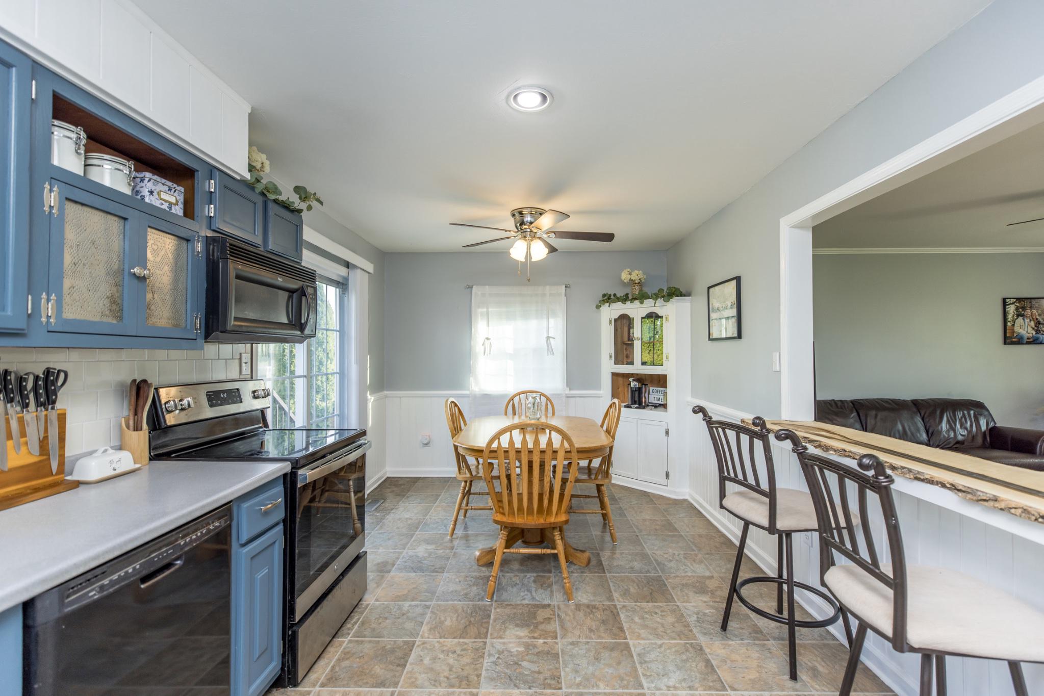 3427 York Street Manchester, MD 21102 - Photo 7 of 26 a dining room with furniture and window