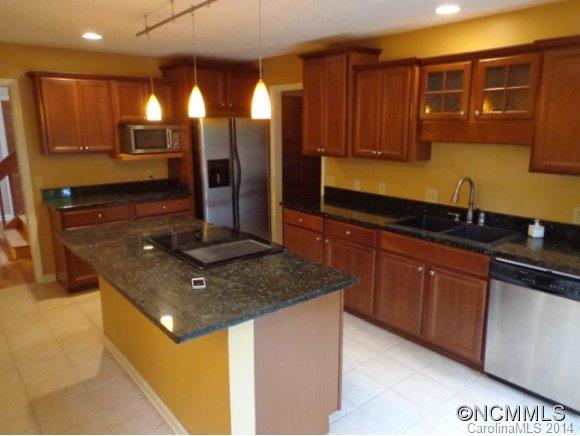 208 Riva Ridge Drive Fairview, NC 28730 - Photo 8 of 18 Gallery Image 8