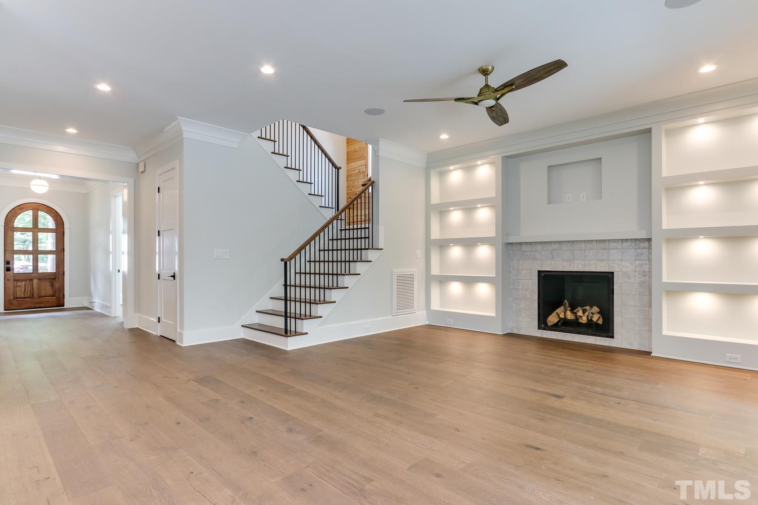 2004 Pine Drive Raleigh, NC 27608 - Photo 8 of 29