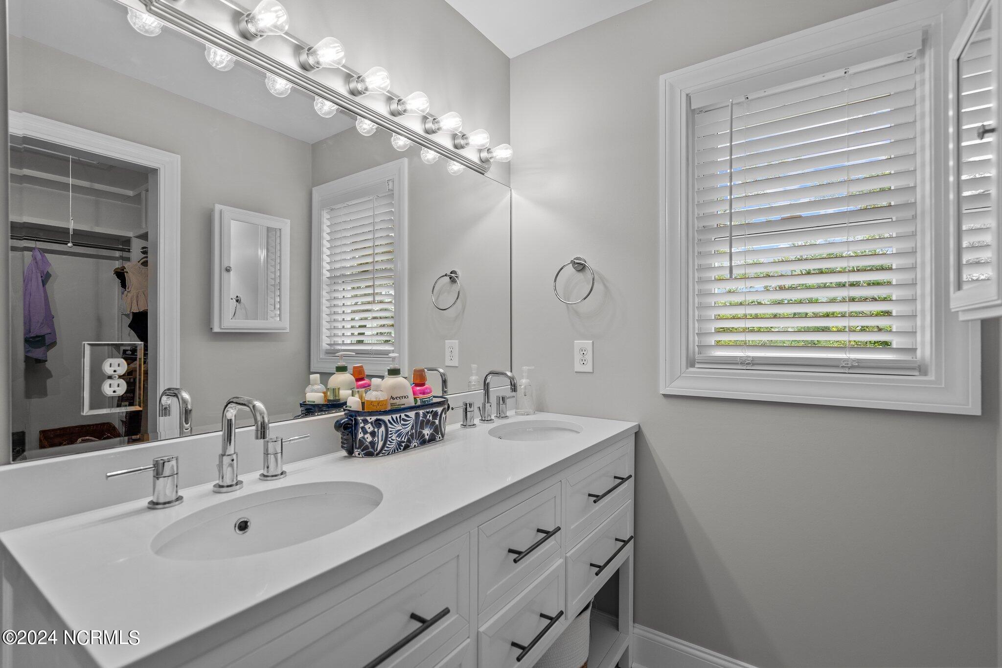 212 Williams Road Wilmington, NC 28409 - Photo 25 of 90 67-web-or-mls-DSC09360