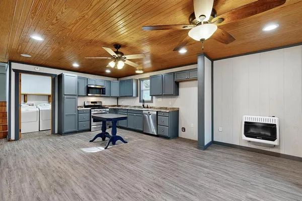 $279,900 | 13420 County Road 2858, Eustace, TX 75124