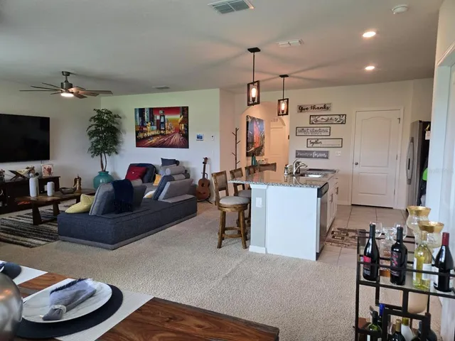 $2,000 | 3337 Perennial Lane, Kissimmee, FL 34746