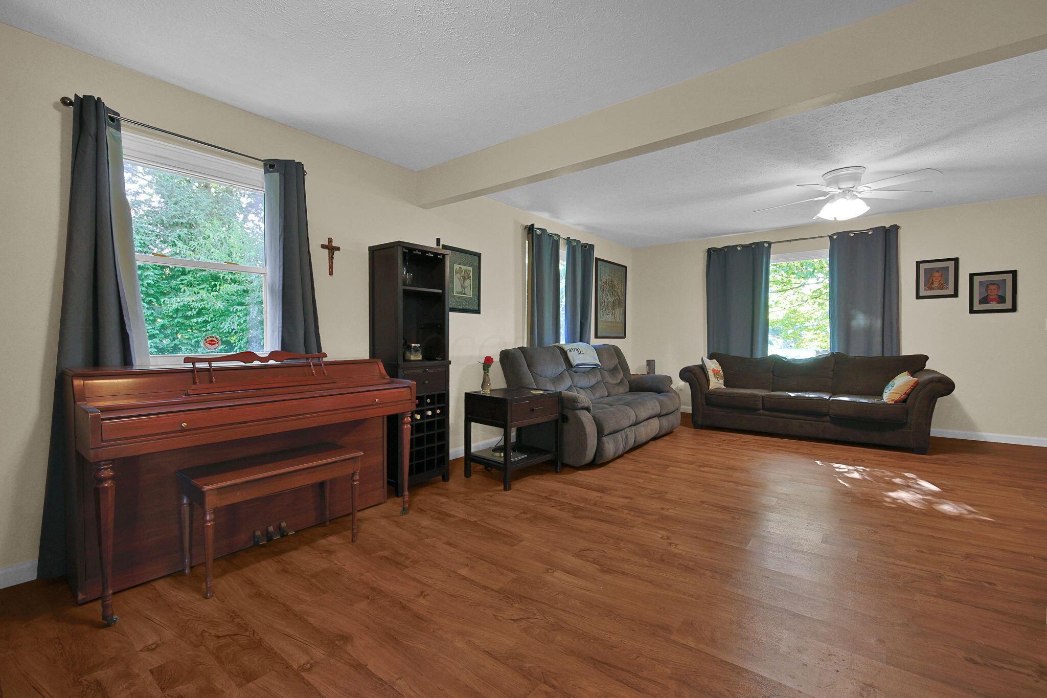 12250 Basil Road Northwest Baltimore, OH 43105 - Photo 8 of 68 7-web-or-mls-12250-basil-rd-nw