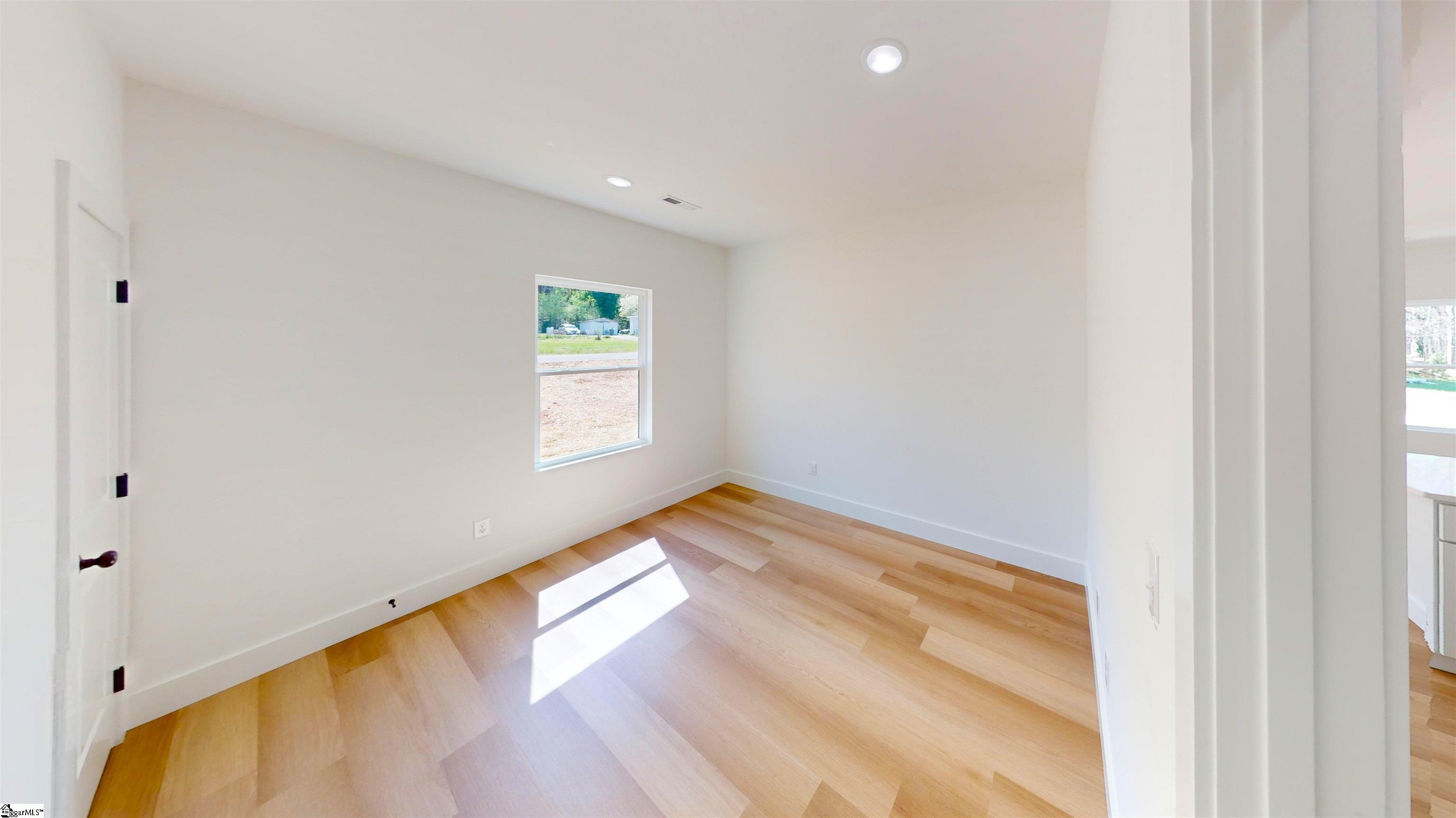 221 Sims Chapel Road Spartanburg, SC 29306 - Photo 25 of 35 Gallery Image 25
