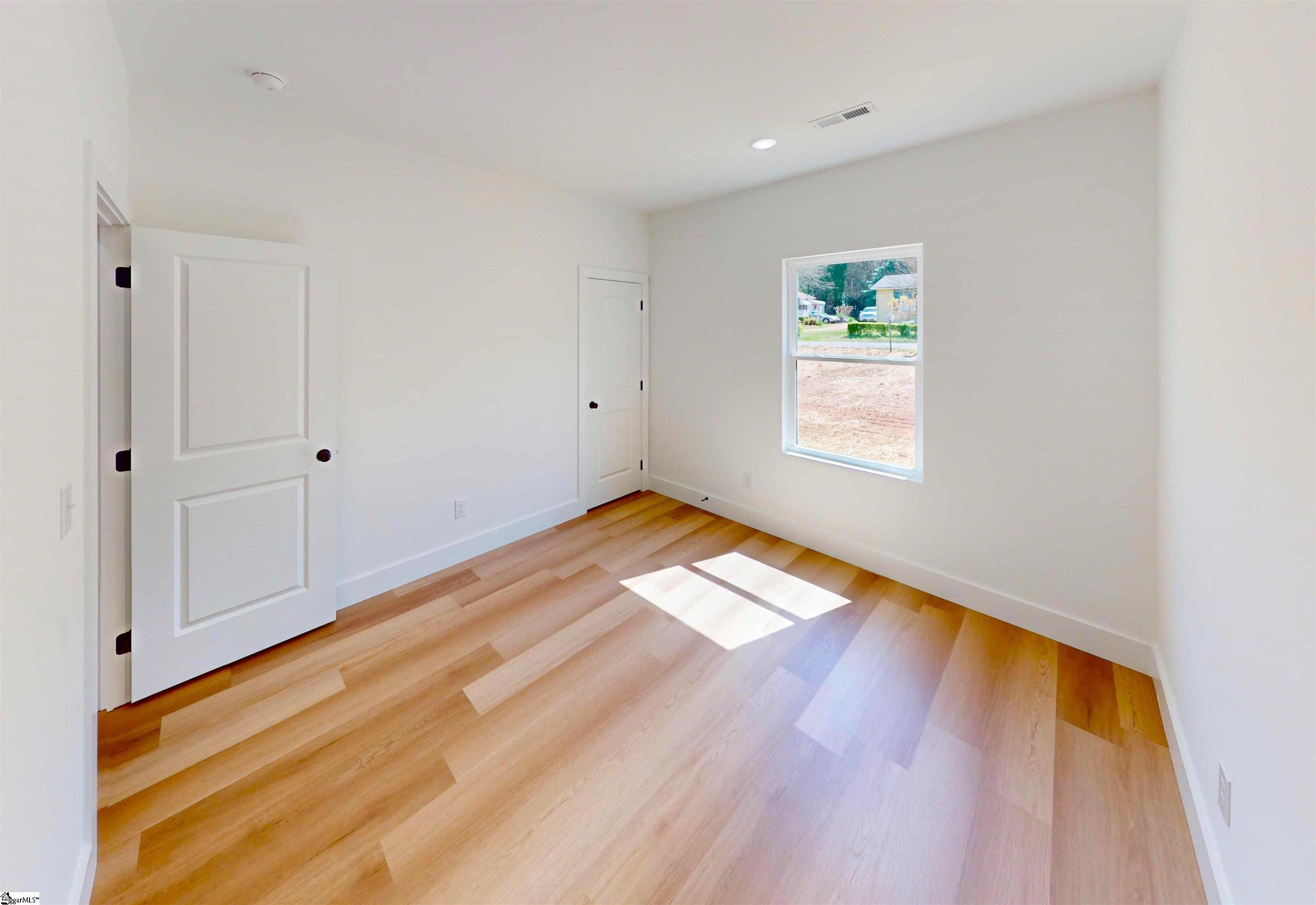 221 Sims Chapel Road Spartanburg, SC 29306 - Photo 26 of 35 Gallery Image 26