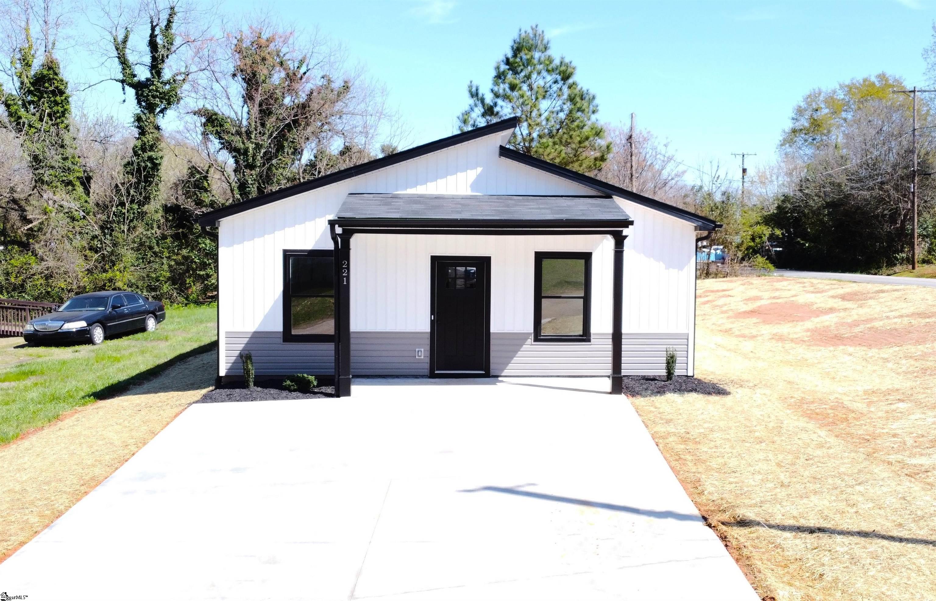 221 Sims Chapel Road Spartanburg, SC 29306 - Photo 29 of 35 Gallery Image 29