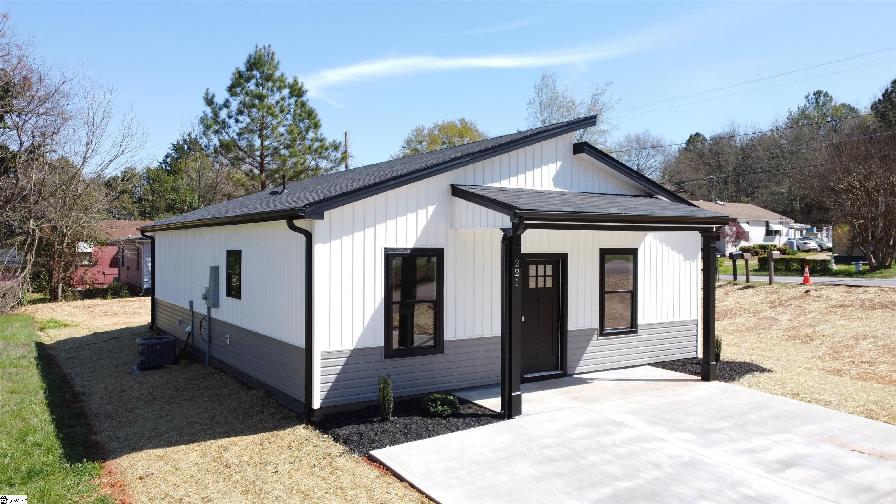 221 Sims Chapel Road Spartanburg, SC 29306 - Photo 31 of 35 Gallery Image 31