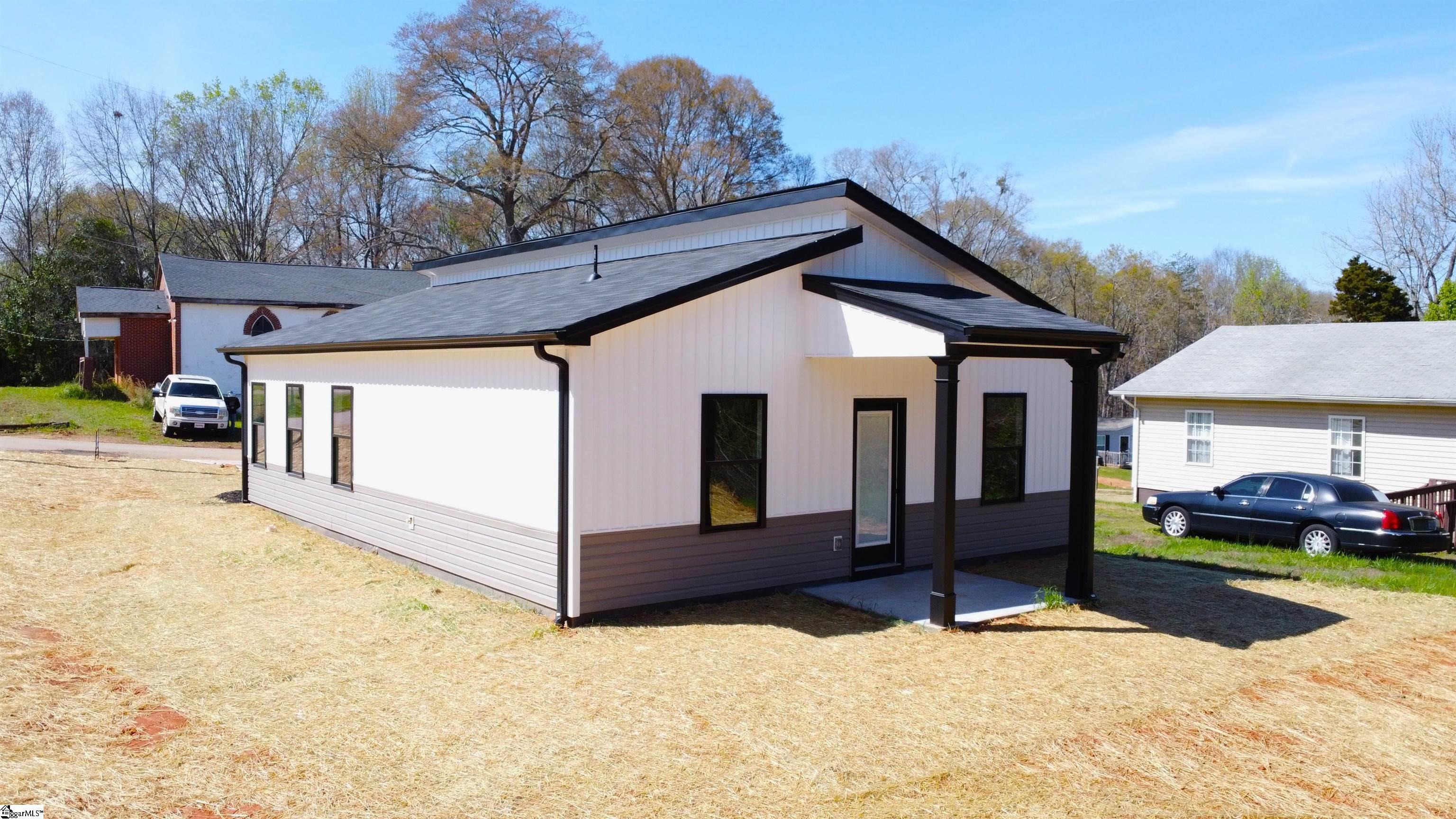 221 Sims Chapel Road Spartanburg, SC 29306 - Photo 32 of 35 Gallery Image 32