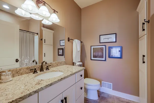 $1,479,000 | 4209 North Oak Pointe Court Northeast, Grand Rapids, MI 49525