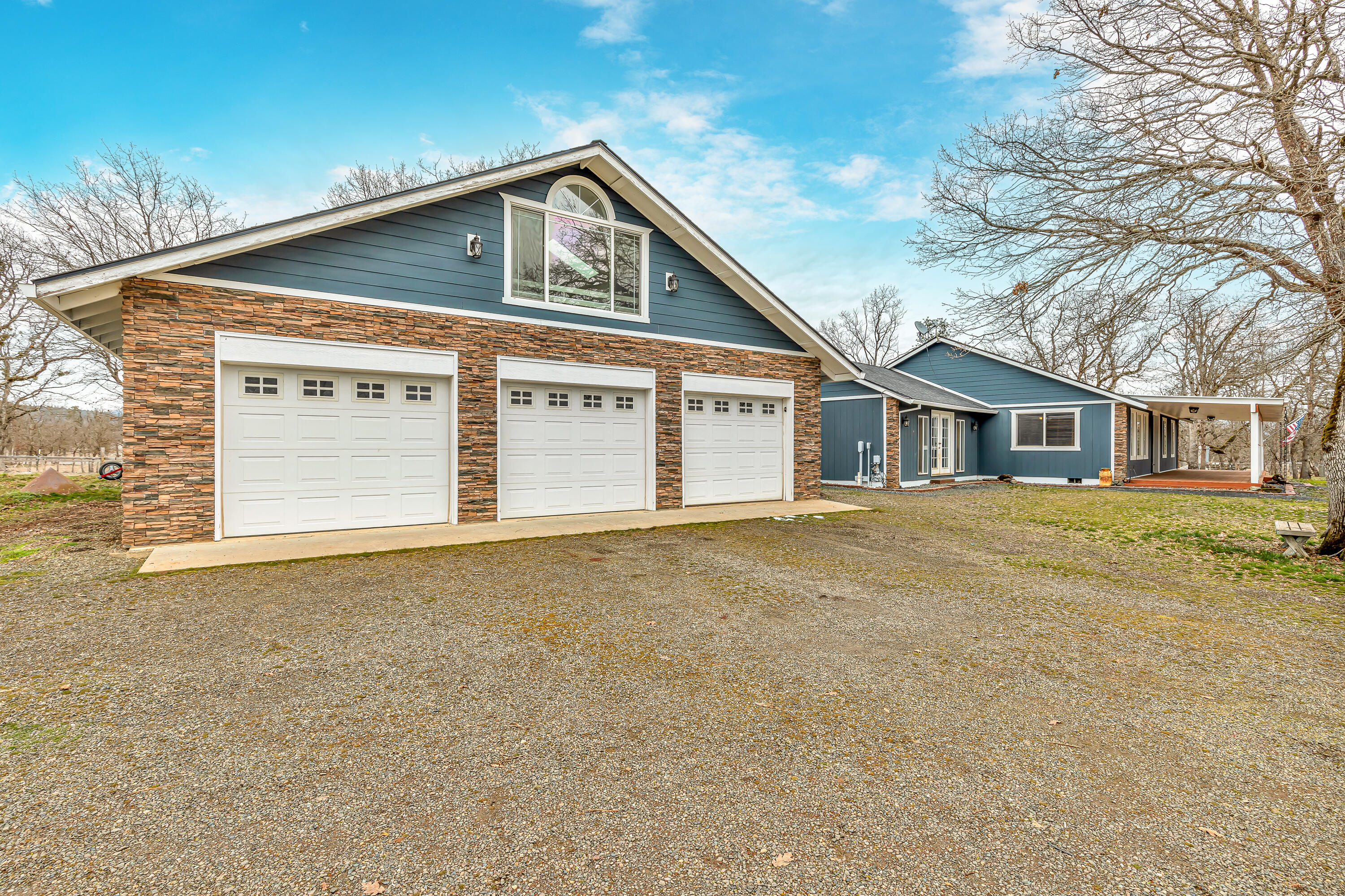 11001 Meadows Road White City, OR 97503 - Photo 29 of 60 9R9A6414