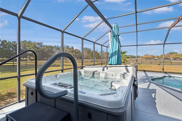 $1,200,000 | 16421 West Highway 326, Morriston, FL 32668