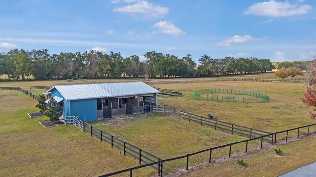 $1,200,000 | 16421 West Highway 326, Morriston, FL 32668