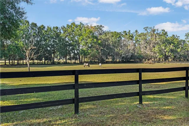 $1,200,000 | 16421 West Highway 326, Morriston, FL 32668