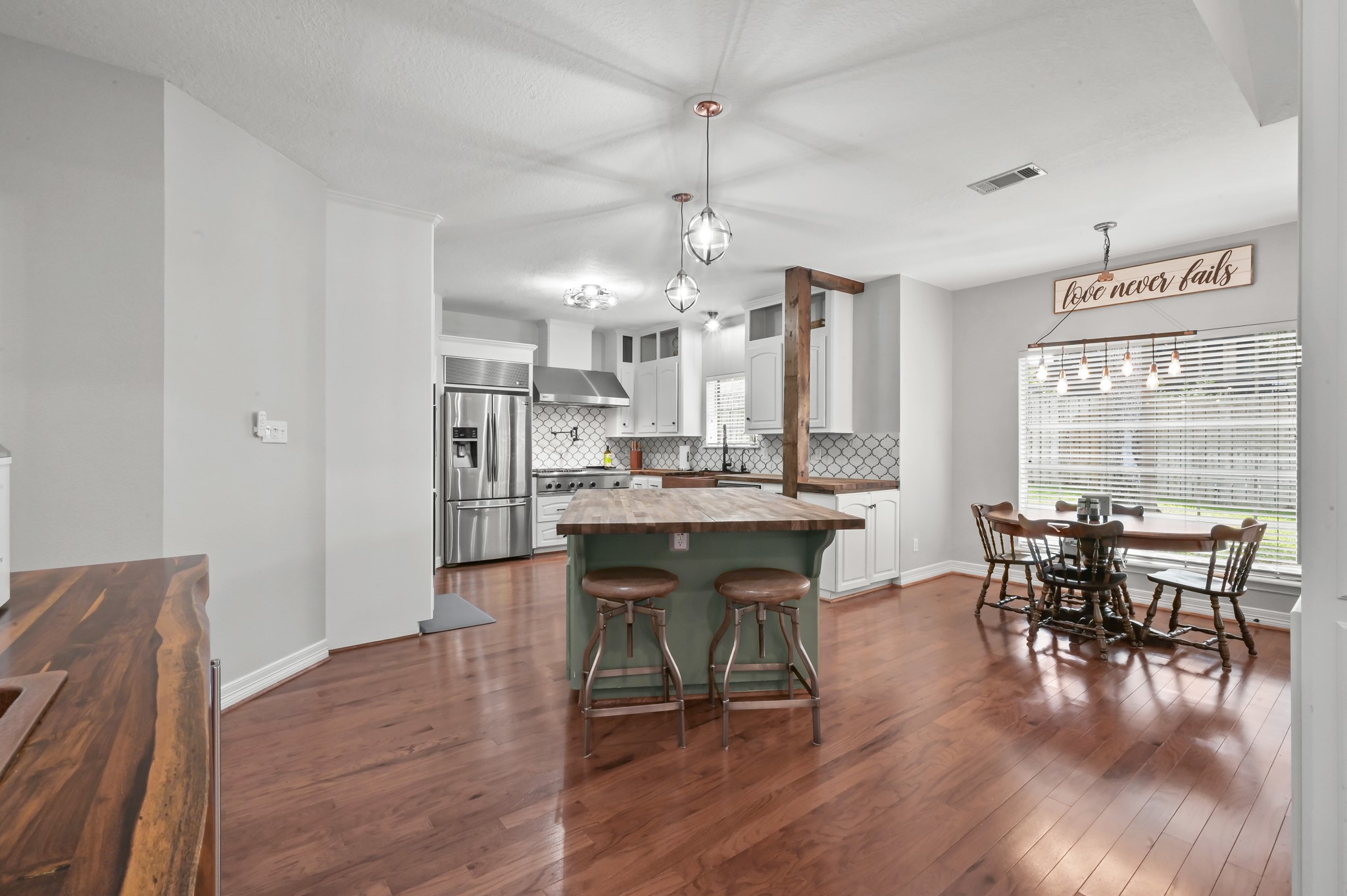 113 Inverness Montgomery, TX 77356 - Photo 12 of 37