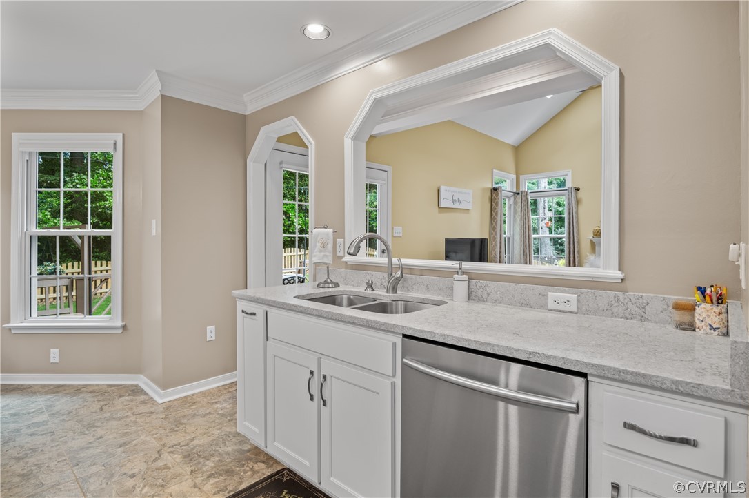 5303 Meadow Chase Road Midlothian, VA 23112 - Photo 14 of 49 a bathroom with a sink and a mirror