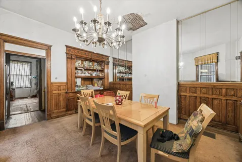 $549,000 | 3633 South Giles Avenue, Chicago, IL 60653